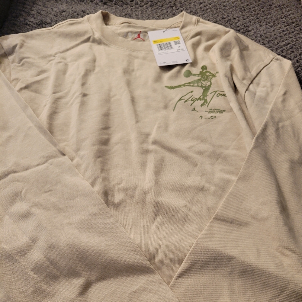 Air Jordan mens long sleeve size small